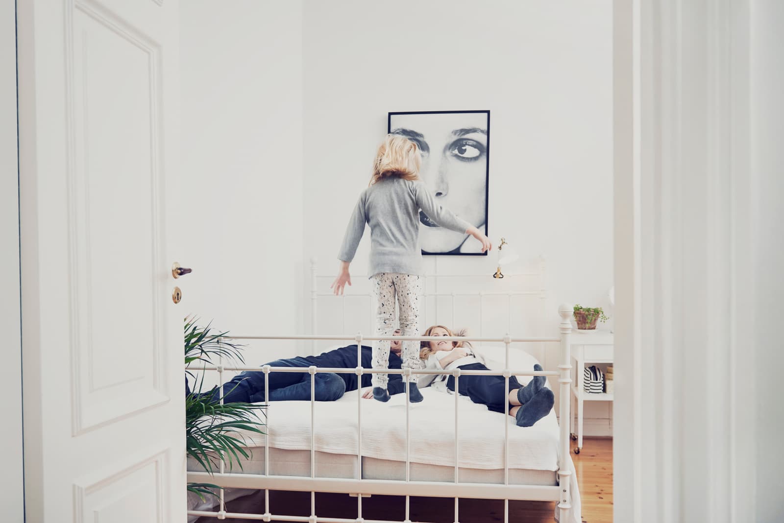 Book cleaning help and you will have more time over for your family and friends